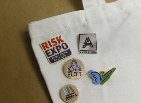 customized lapel pins